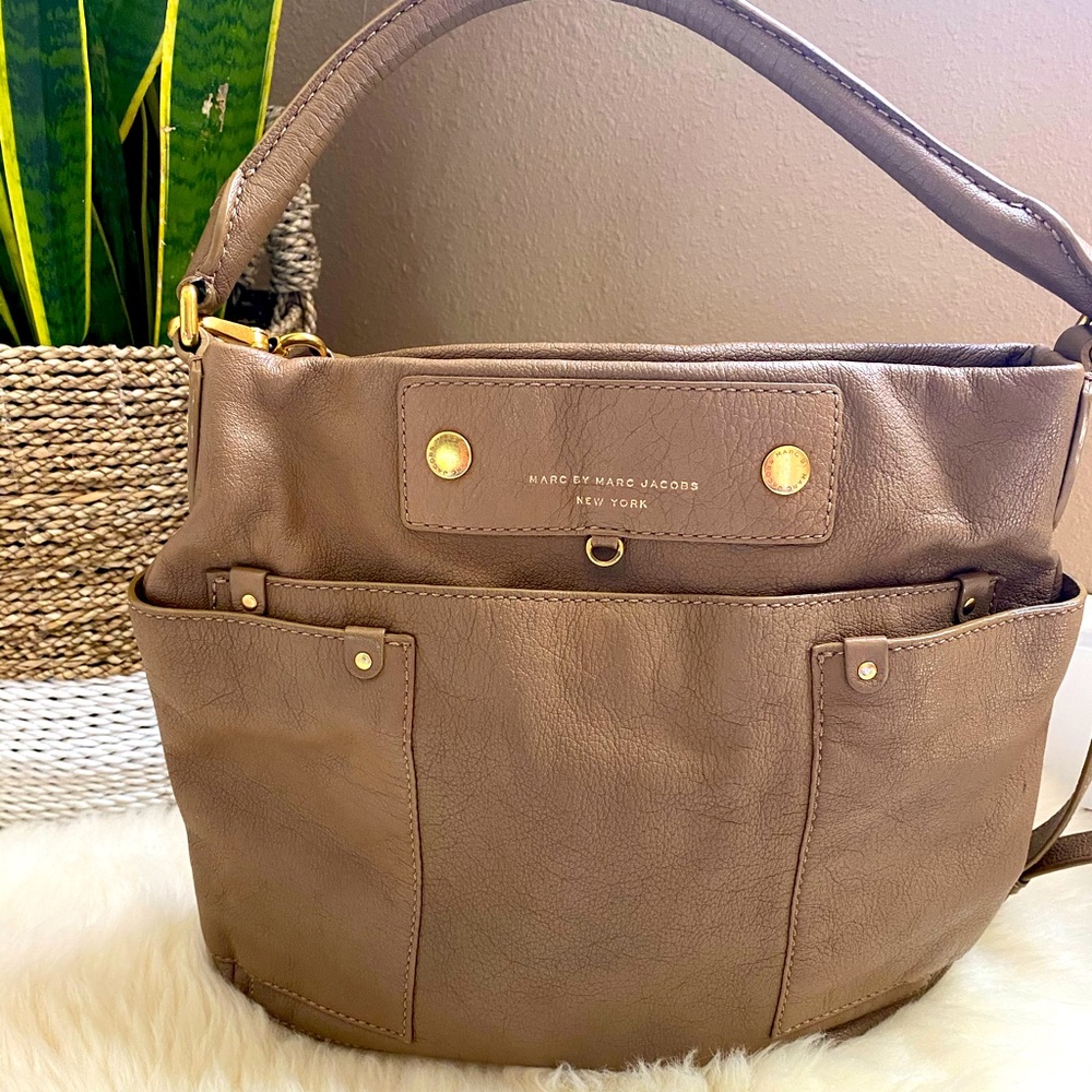 Marc by Marc Jacobs 100% Leather Crossbody